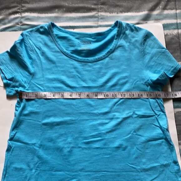 Chico top  - Picture 7 of 8